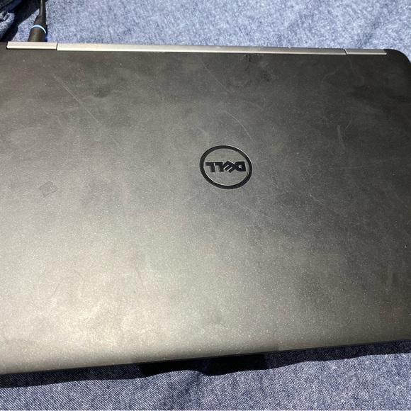 Pc incroyable marche comme une fusée avec i5 6400U et carte graphique - Picture 2 of 4